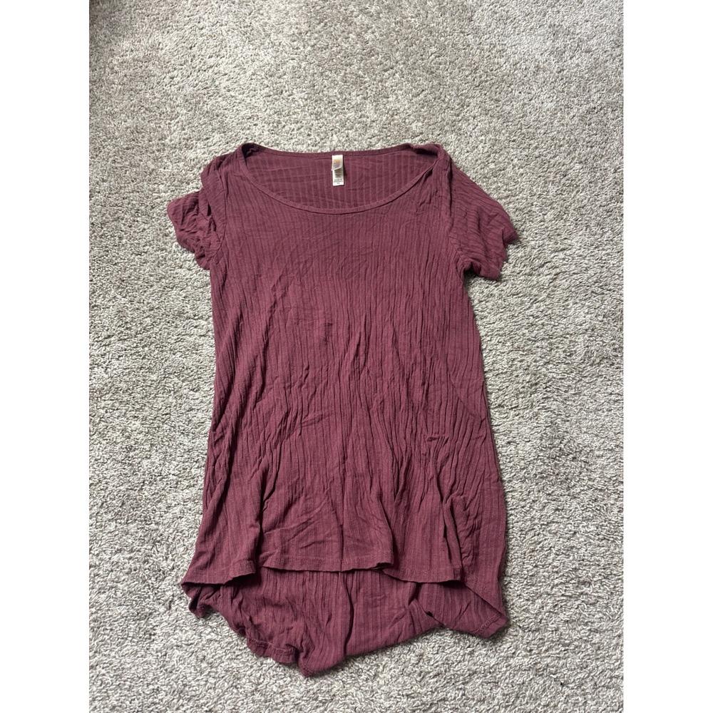 Lularoe Womens XS Burgundy Ribbed Knit Short Sleeve High Low Scoop Neck Top